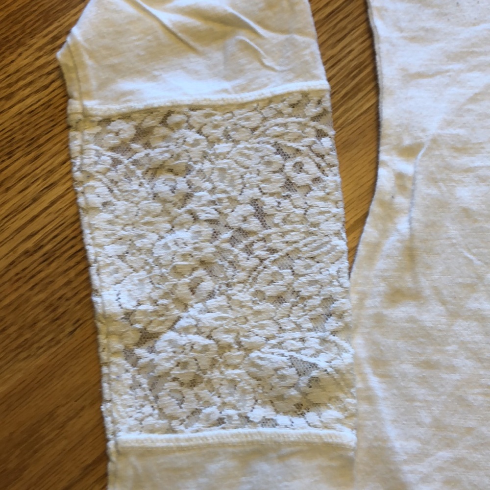 Maurices long sleeve tee with lace size medium - Picture 5 of 7